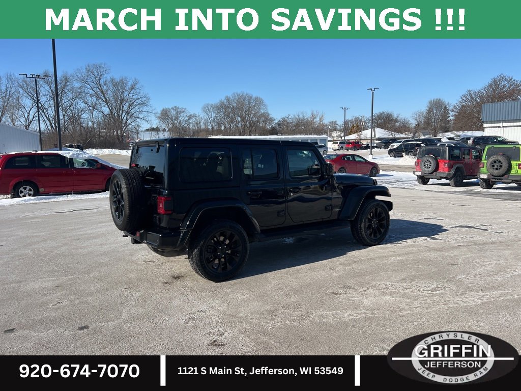 Used 2021 Jeep Wrangler Unlimited Sahara image 9