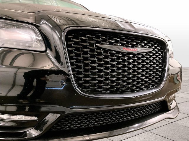 Used 2021 Chrysler 300 S w/ Popular Equipment Group RWD image 29