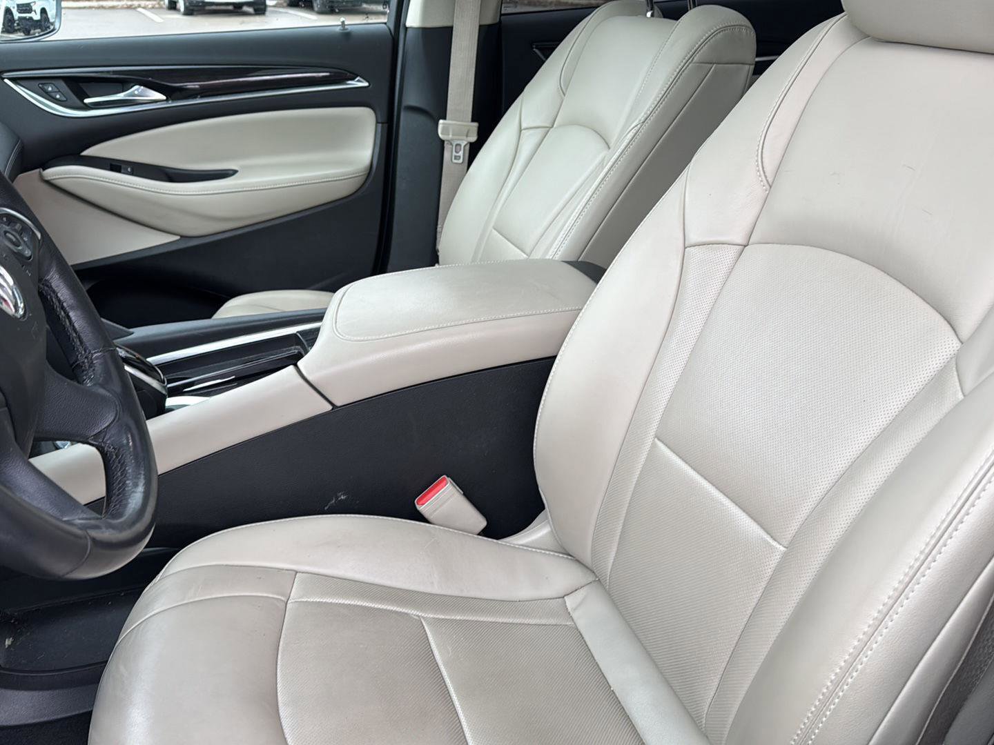 Used 2020 Buick Enclave Premium w/ Sun and Sites Package image 13