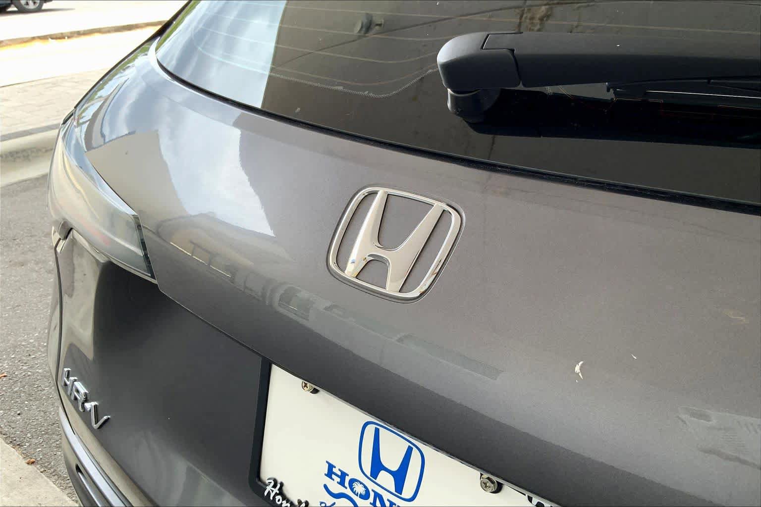 Used 2025 Honda HR-V LX image 33