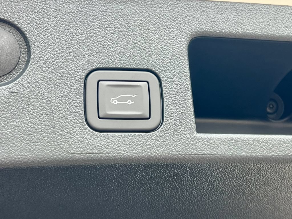 New 2027 GMC Terrain AT4 AWD/4WD image 36