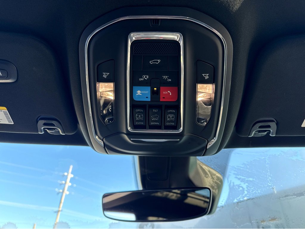 Used 2022 Jeep Wagoneer Series III w/ Premium Group I image 25