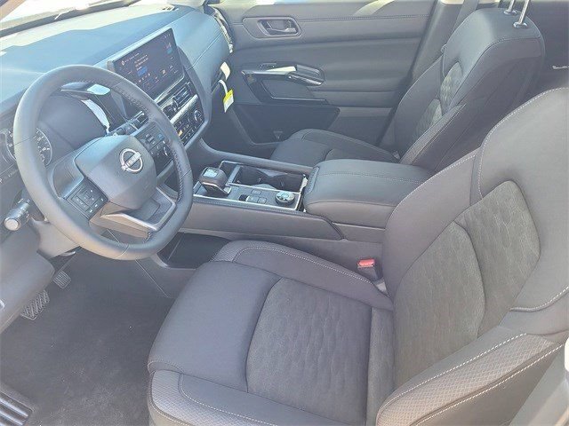 New 2026 Nissan Pathfinder SV AWD/4WD image 7