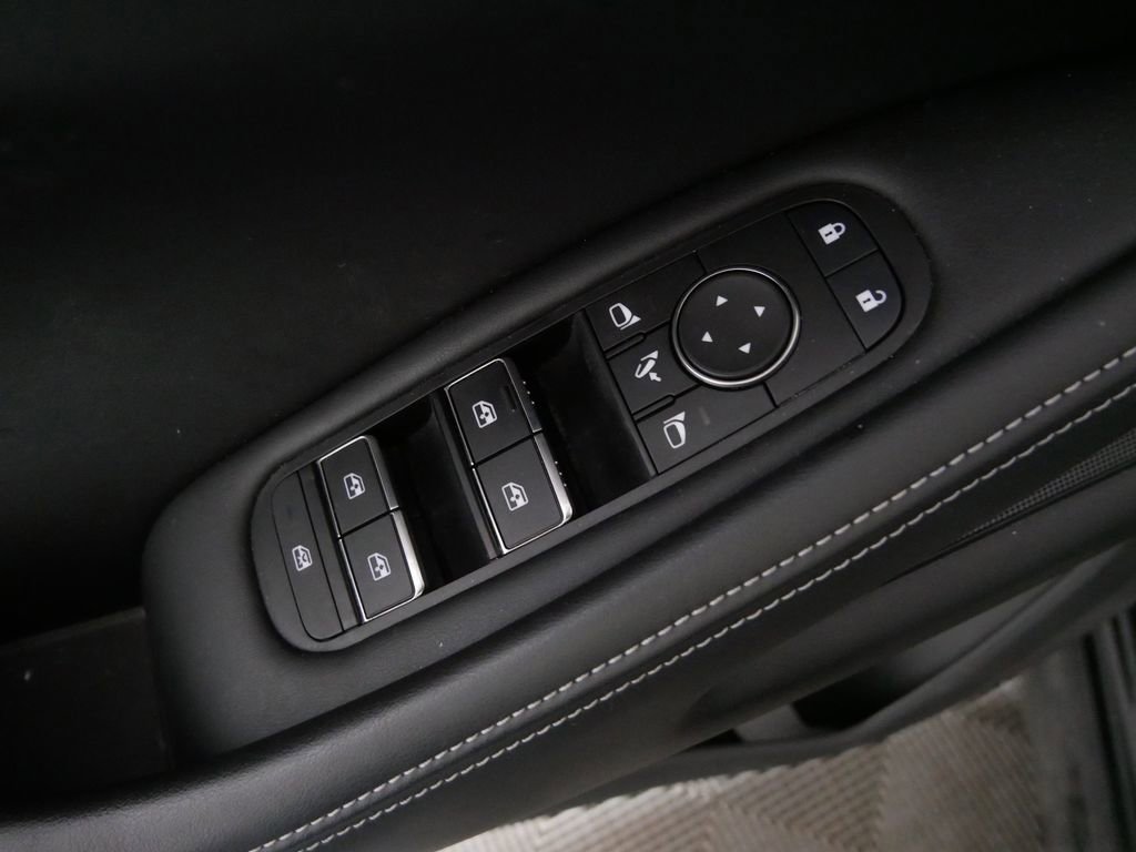 Used 2024 INFINITI QX60 Luxe image 15