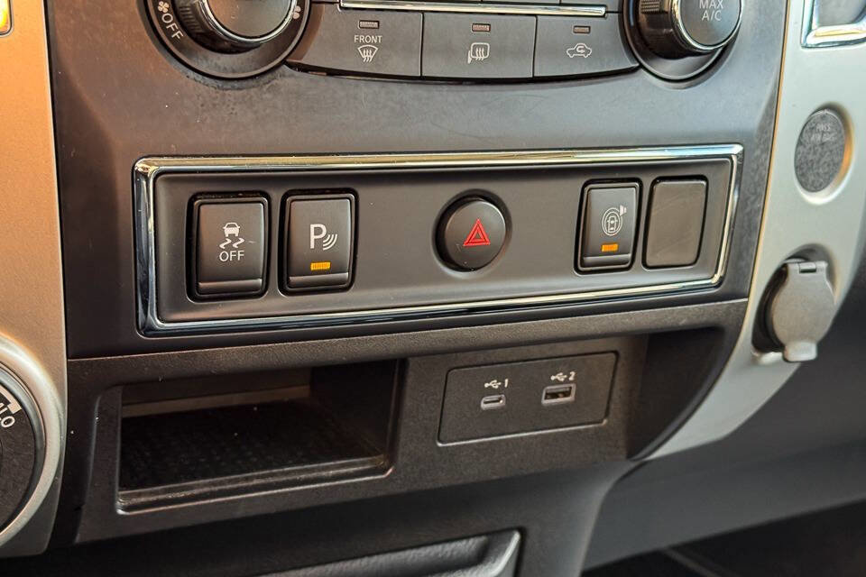 Used 2021 Nissan Titan SV w/ Accessory Utility Package image 31