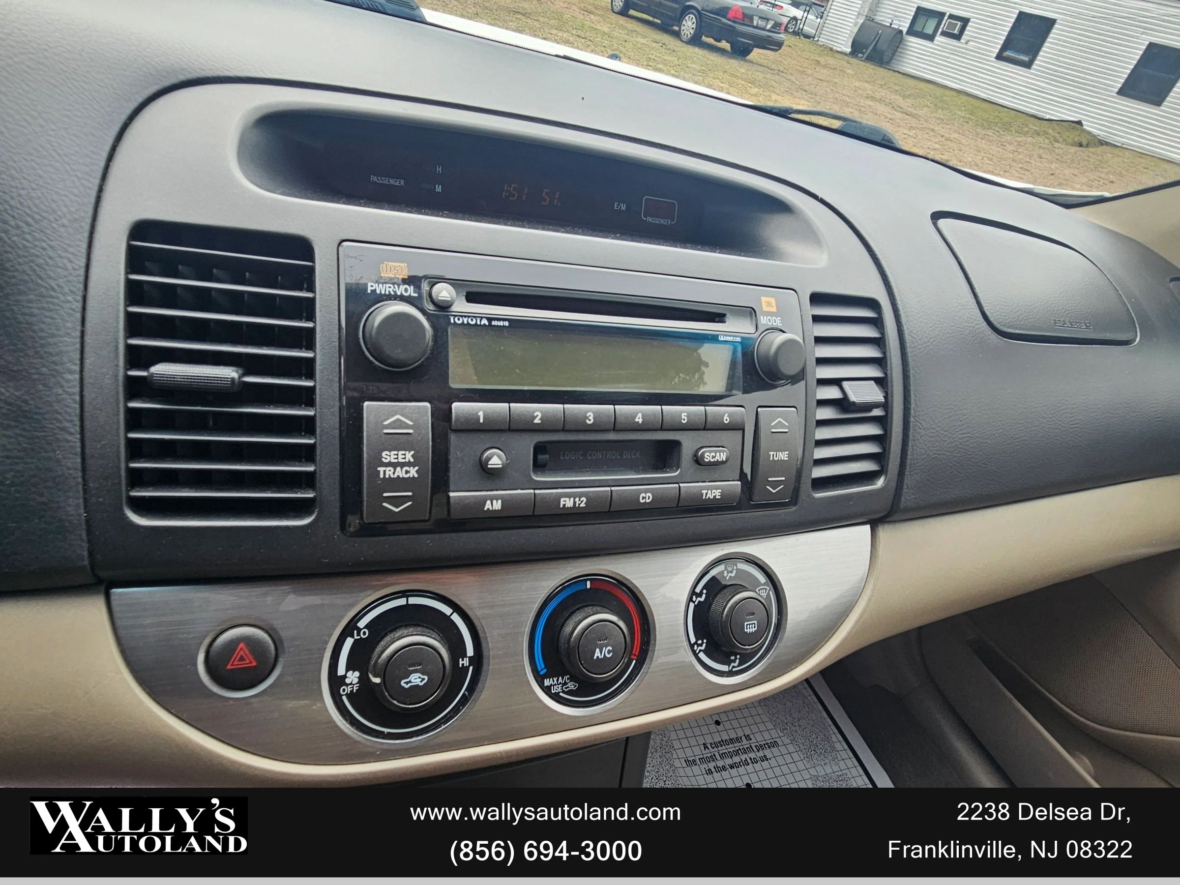 Used 2005 Toyota Camry SE FWD image 19