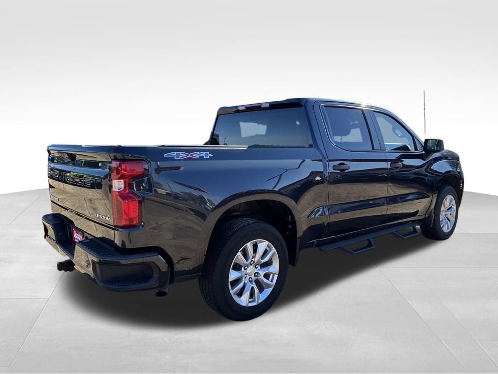 Used 2022 Chevrolet Silverado 1500 Custom image 5