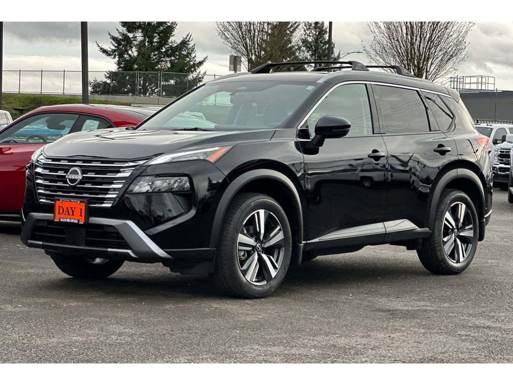 Used 2025 Nissan Rogue SL w/ SL Premium Package image 10