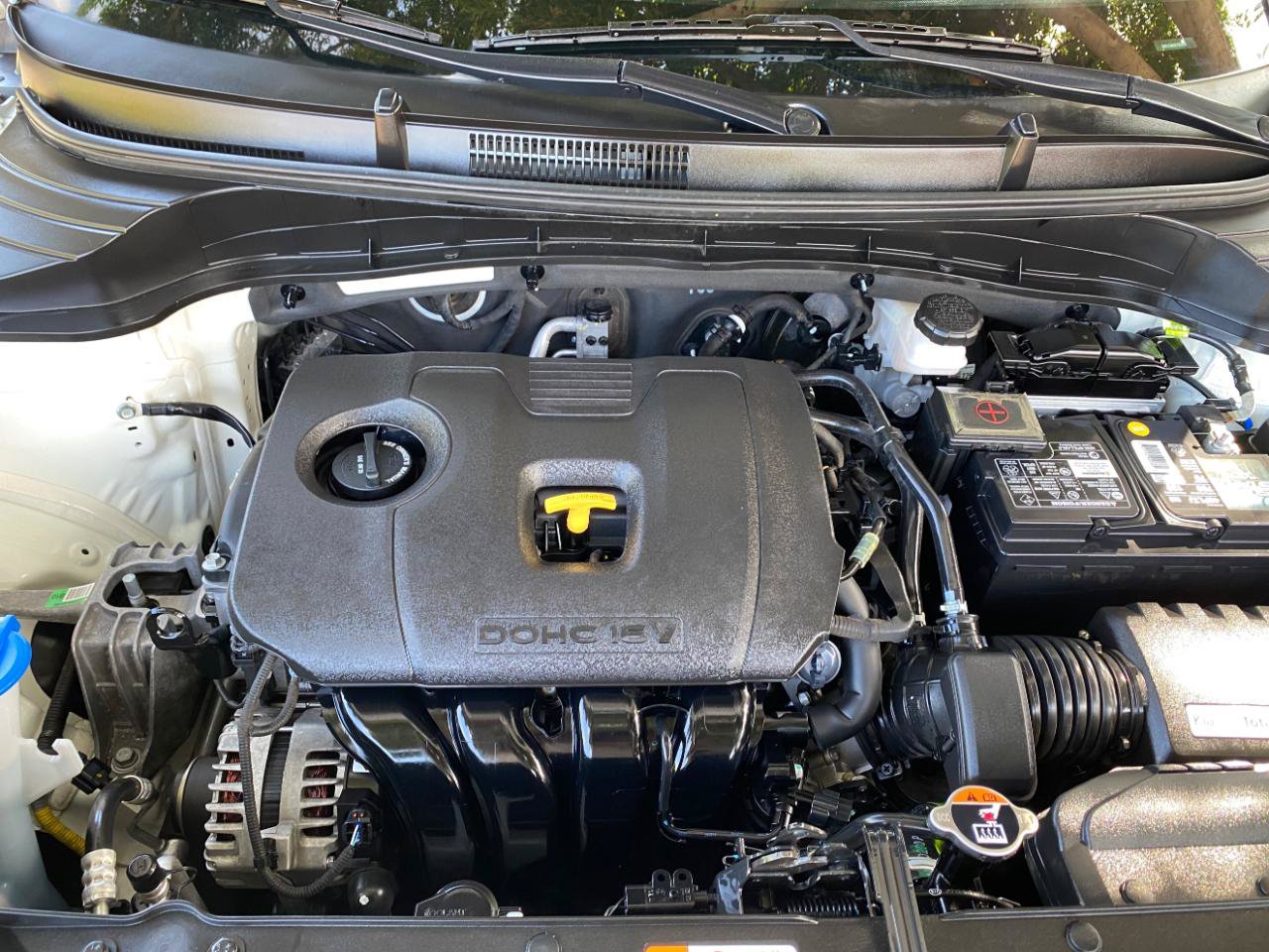 Used 2025 Kia Soul LX w/ LX Technology Package FWD image 8