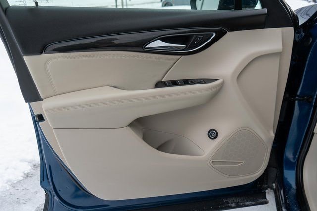 Used 2023 Buick Envision Preferred image 17
