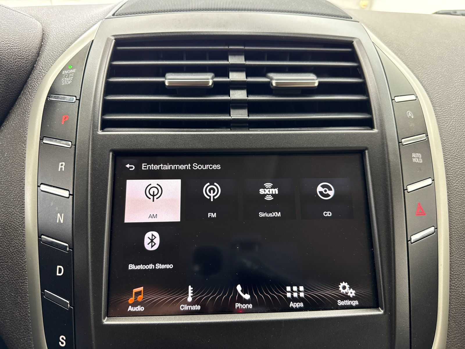 Used 2019 Lincoln MKC Premiere FWD image 25