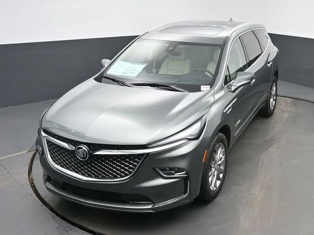 Used 2023 Buick Enclave Avenir w/ Avenir Technology Package image 40