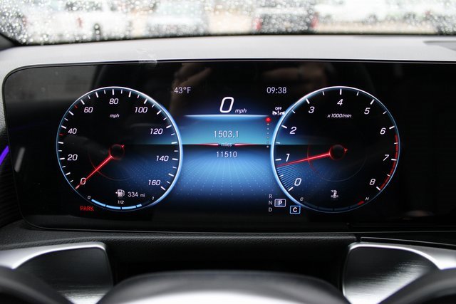 Used 2023 Mercedes-Benz GLB 250 4MATIC image 23