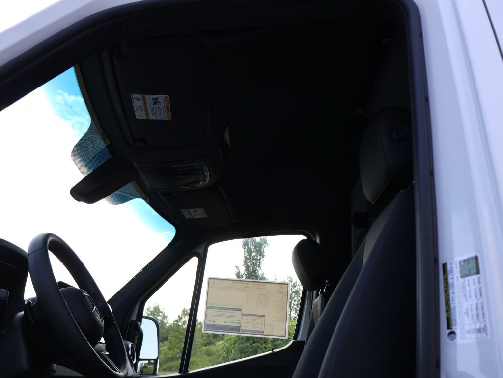 New 2026 Mercedes-Benz Sprinter 2500 image 40