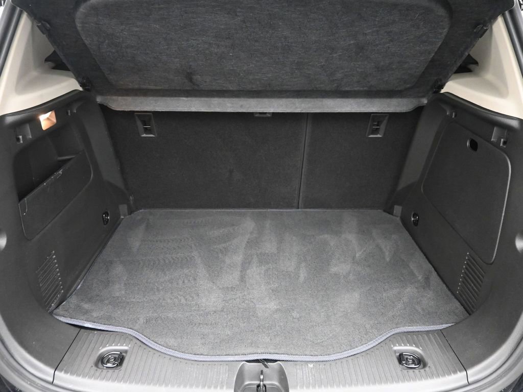 Used 2022 Buick Encore Preferred image 8