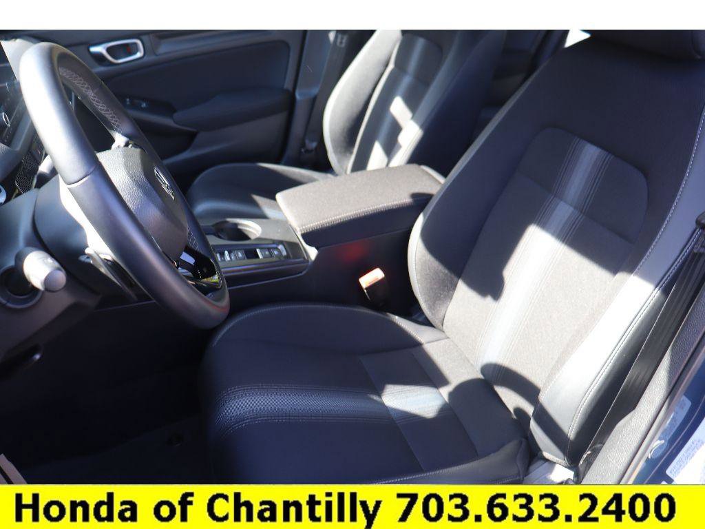 Used 2025 Honda Civic Sport image 23