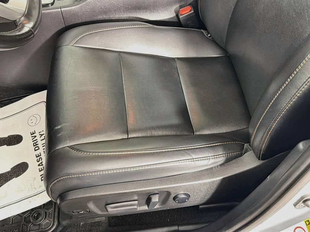 Used 2019 Toyota Highlander XLE AWD/4WD image 18