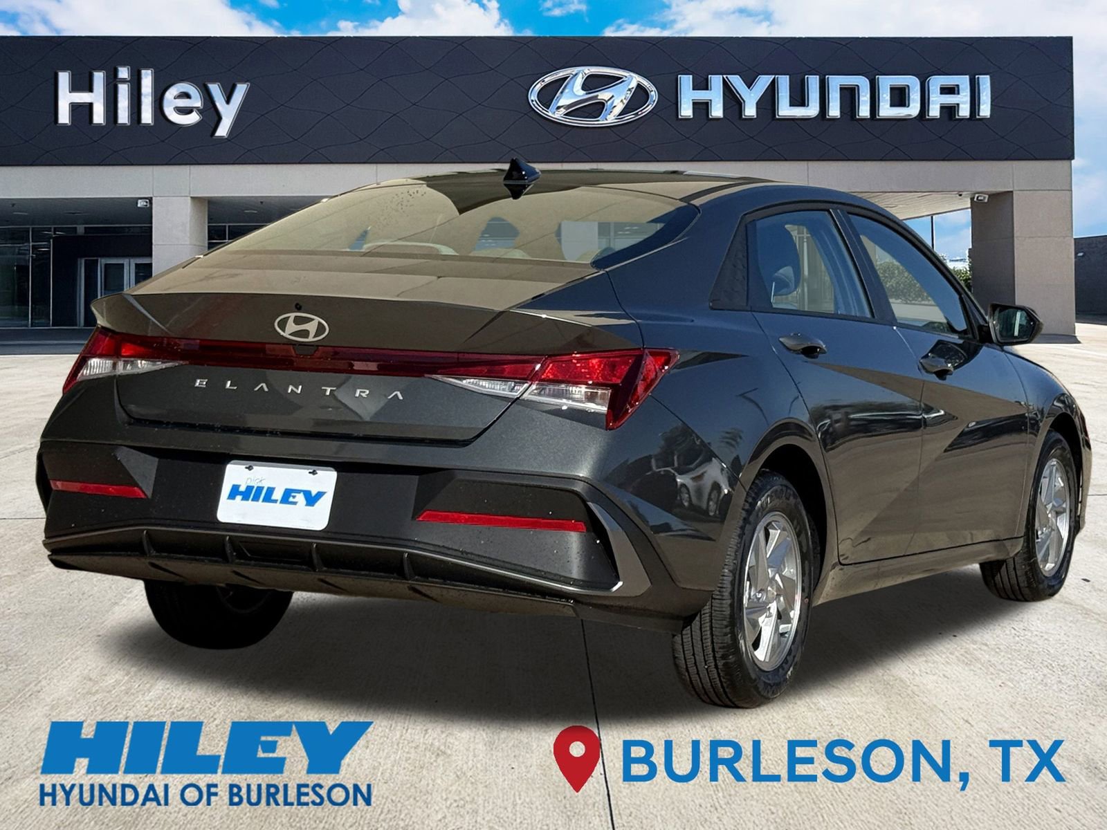 New 2026 Hyundai Elantra SE FWD image 7