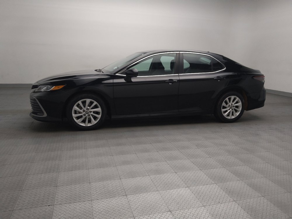 Used 2022 Toyota Camry LE FWD image 2