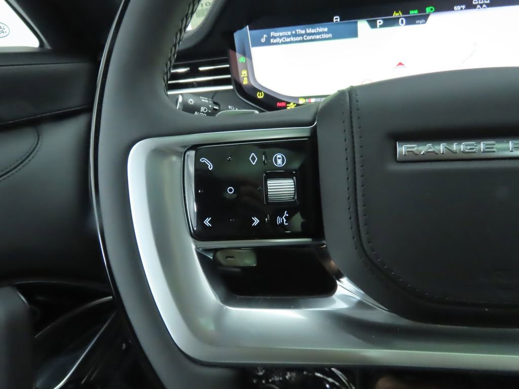 New 2026 Land Rover Range Rover Long Wheelbase SE image 12