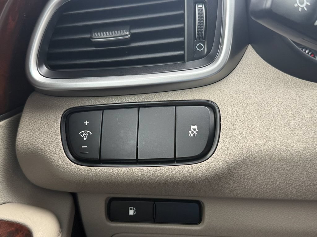 Used 2016 Kia Sorento FWD image 20