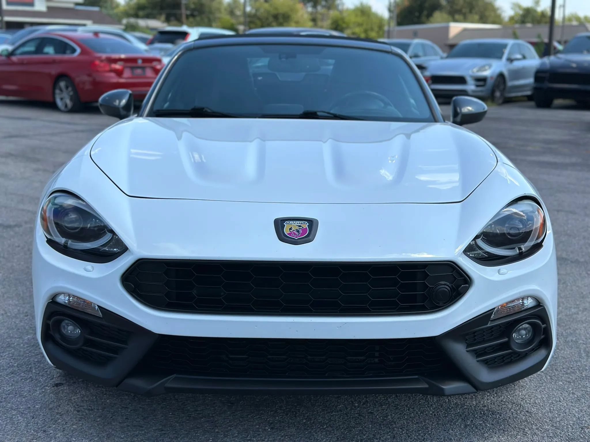 Used 2018 FIAT 124 Spider Abarth w/ Convenience Group RWD image 5