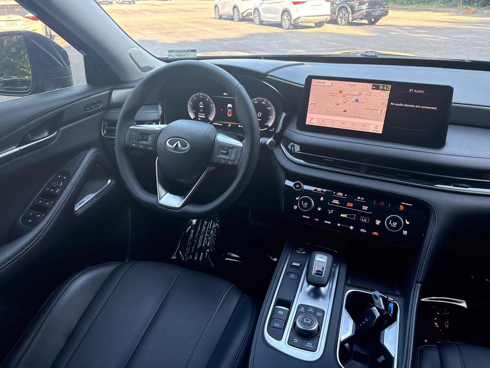 Used 2025 INFINITI QX60 Luxe w/ Cargo Package FWD image 14