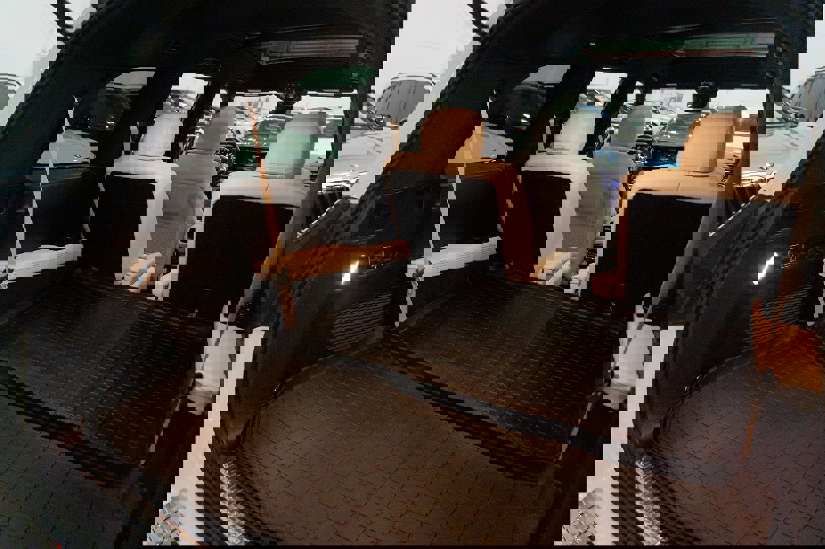 Used 2021 Mercedes-Benz GLS 63 AMG 4MATIC+ SUV image 32