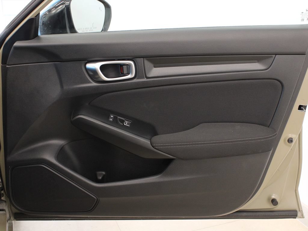 Used 2025 Honda Civic Sport image 14