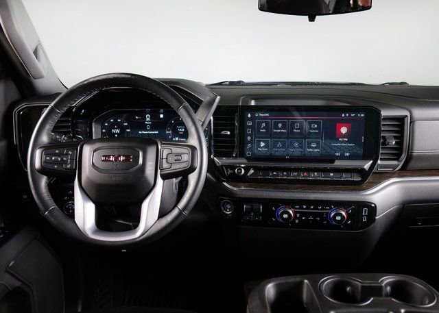 Used 2022 GMC Sierra 1500 Elevation image 10