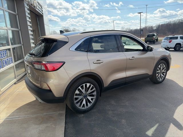 Certified 2020 Ford Escape Titanium image 3