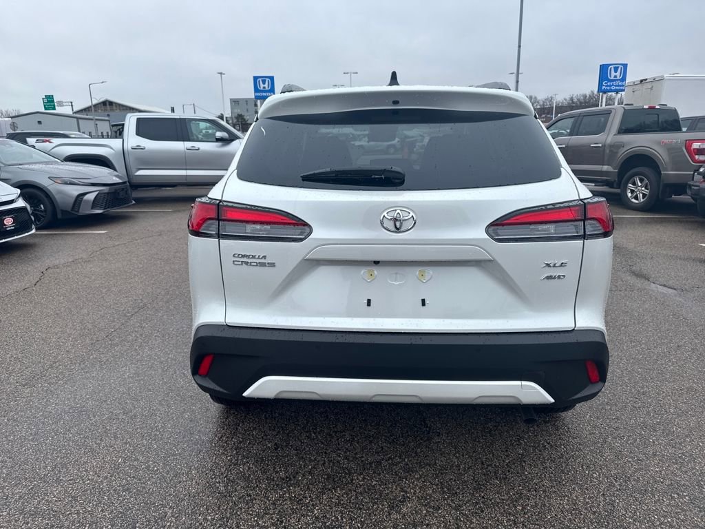 New 2026 Toyota Corolla Cross XLE image 6