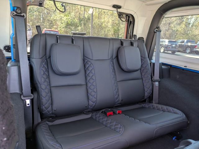 Used 2022 Jeep Wrangler Sport image 13