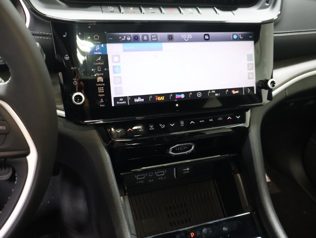 New 2027 Jeep Grand Cherokee Limited AWD/4WD image 21