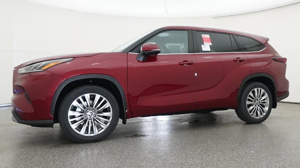 New 2026 Toyota Highlander Platinum AWD/4WD image 18