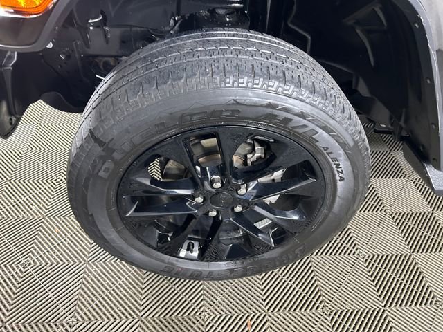 Used 2022 Jeep Wrangler Unlimited Sahara image 10