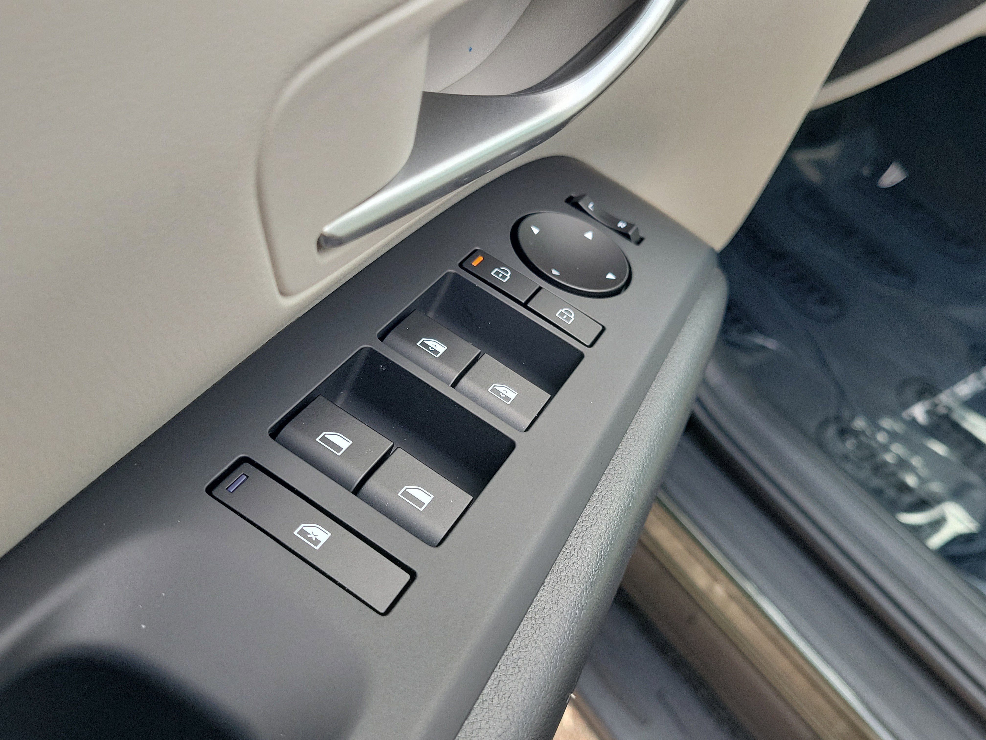 New 2026 Hyundai Tucson SEL image 8