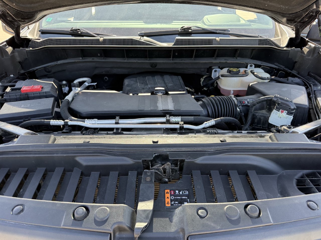 Used 2023 Chevrolet Silverado 1500 LT AWD/4WD image 26