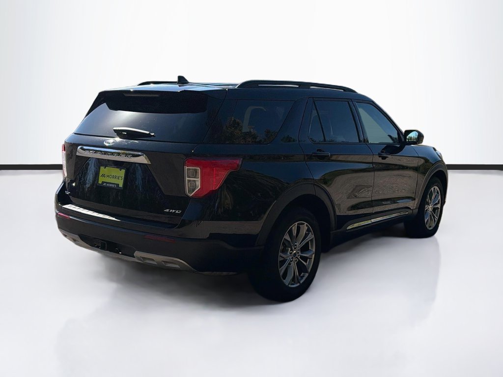 Used 2023 Ford Explorer XLT w/ Equipment Group 202A AWD/4WD image 5