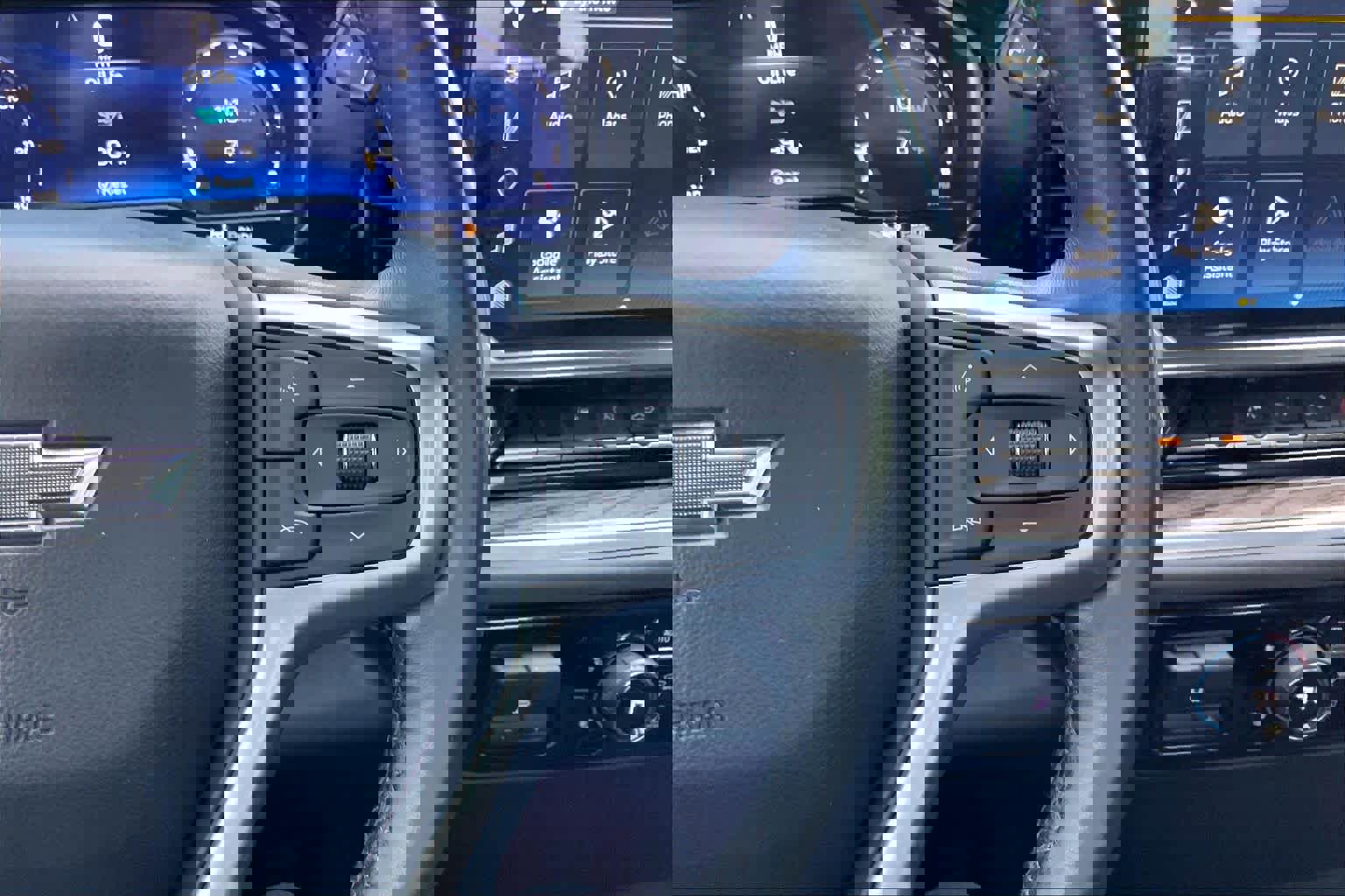 Used 2022 Chevrolet Silverado 1500 RST image 24