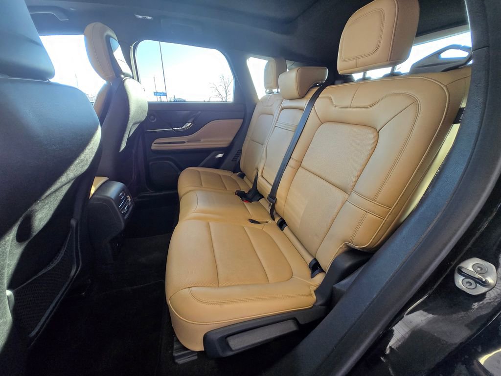 Used 2022 Lincoln Corsair Reserve w/ Equipment Group 201A image 21