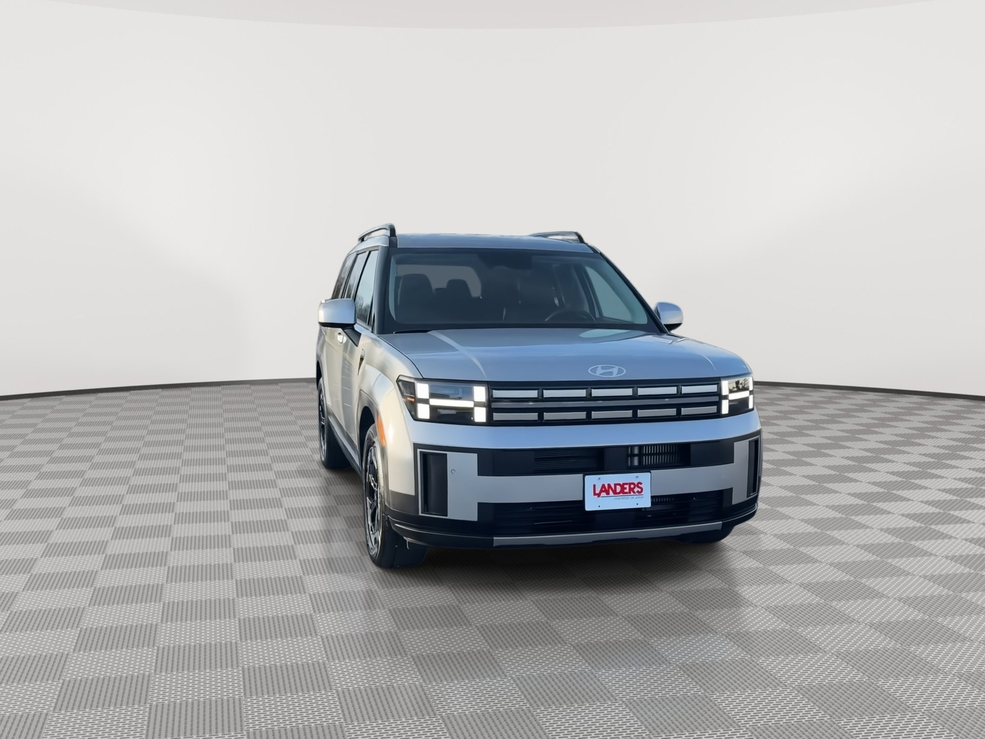 Used 2025 Hyundai Santa Fe SEL image 3