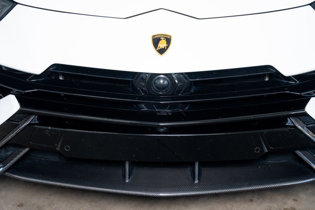 Used 2024 Lamborghini Urus Performante image 16