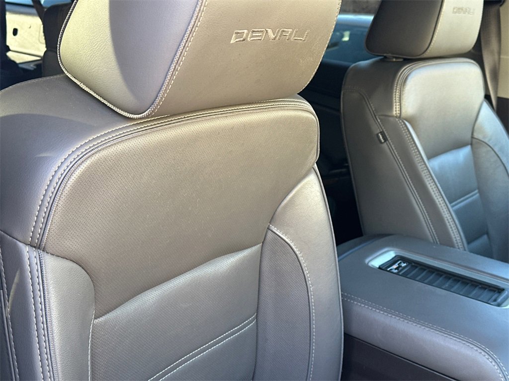 Used 2019 GMC Yukon XL Denali w/ Denali Ultimate Package image 12