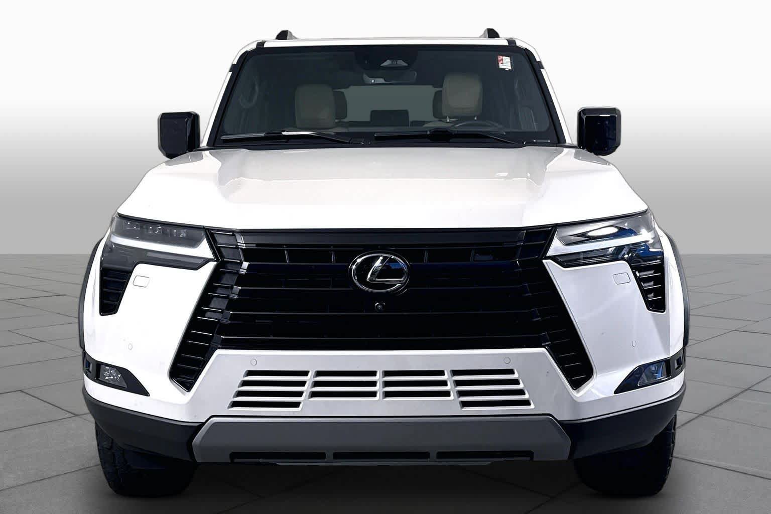 Used 2024 Lexus GX 550 AWD/4WD image 4