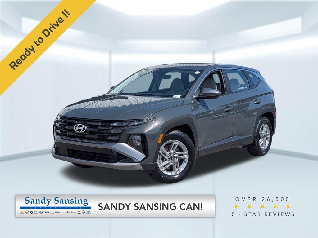 Used 2025 Hyundai Tucson SE FWD image 1