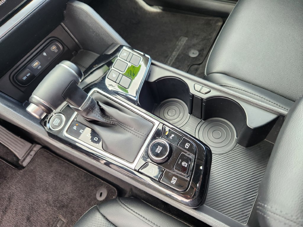Used 2025 Kia Sportage SX FWD image 24