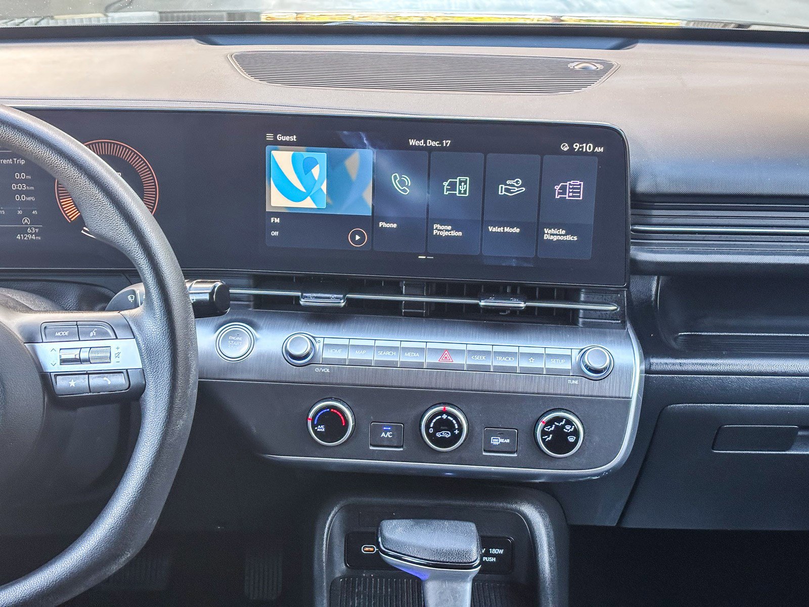 Used 2024 Hyundai Kona SE image 17