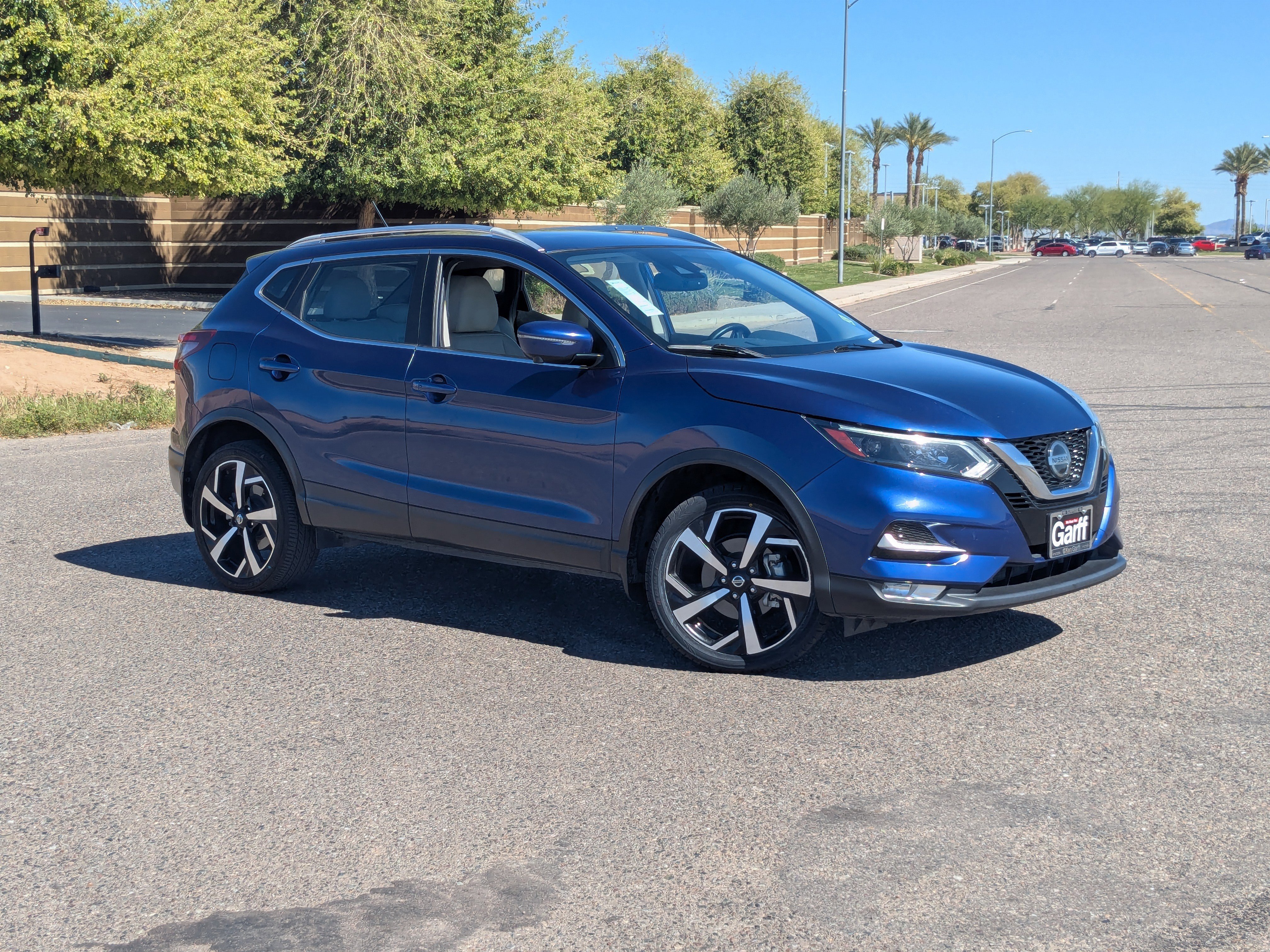 Used 2022 Nissan Rogue Sport SL w/ Premium Package image 38