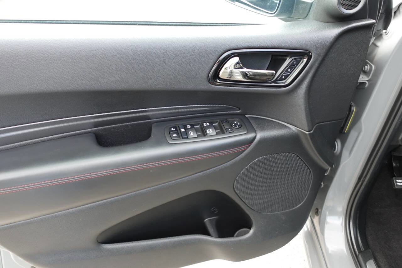 Used 2022 Dodge Durango R/T w/ Trailer Tow Group IV image 17